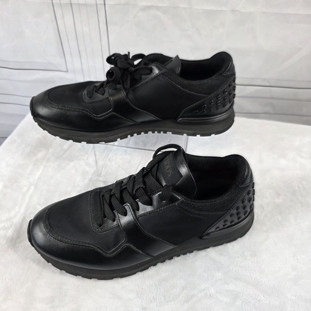 Classy Luxury Italian Tod's Black Men's Sneakers S-165